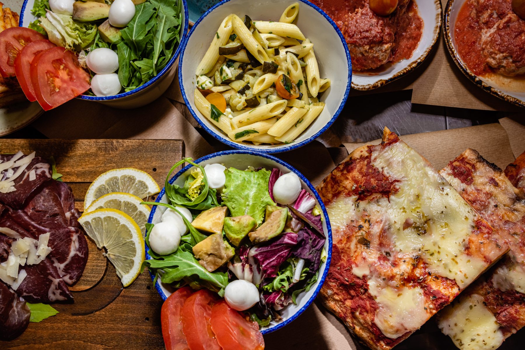 cinc food parlour food display pasta lasagne pizza salad